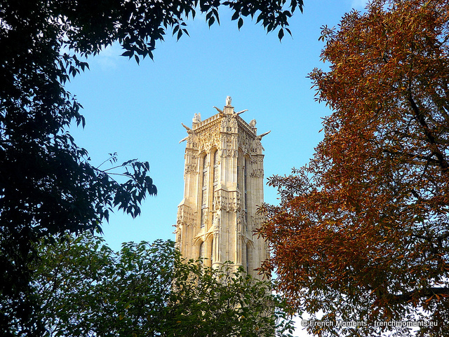 Tour Saint-Jacques © French Moments